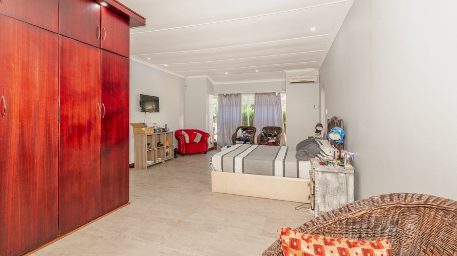 4 Bedroom Property for Sale in Wilkoppies North West